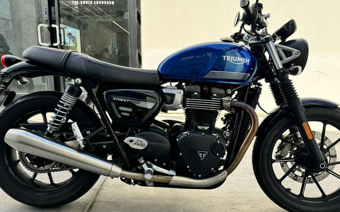 2022 Triumph Street Twin Cobalt Blue