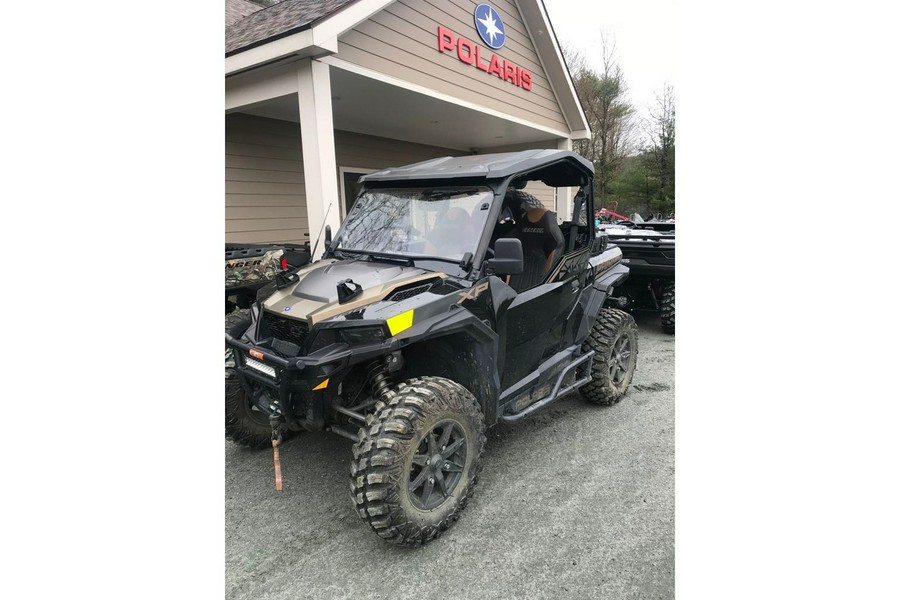 2022 Polaris Industries General XP 1000 DLX Ride Command