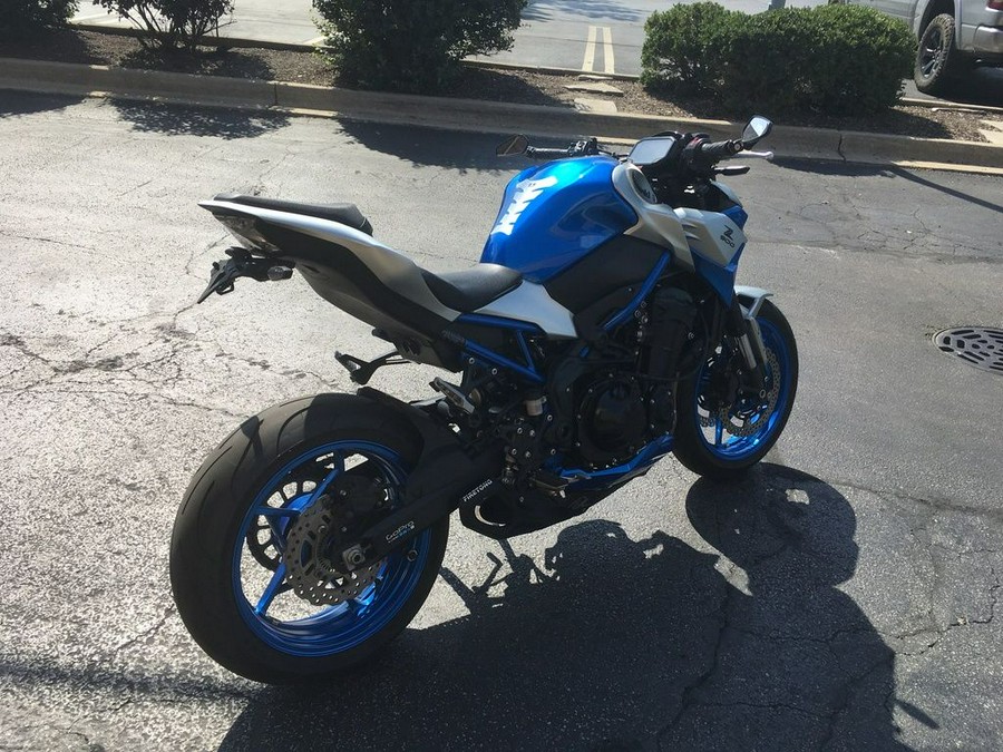 2020 Kawasaki Z900 ABS Candy Plasma Blue/Metallic Silver