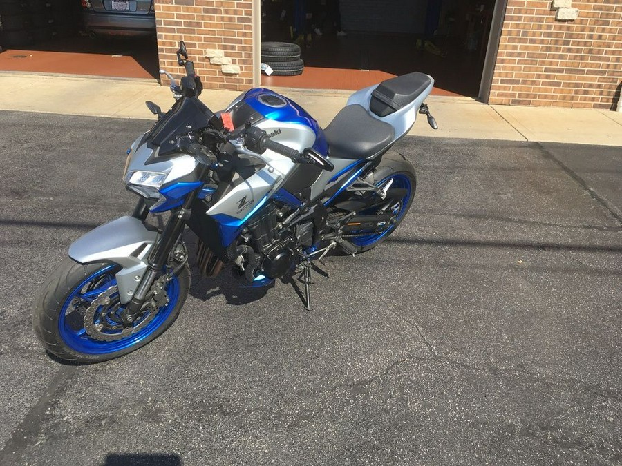 2020 Kawasaki Z900 ABS Candy Plasma Blue/Metallic Silver