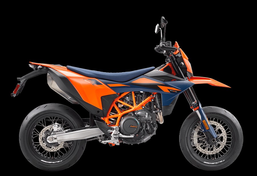 2026 KTM 690 SMC R