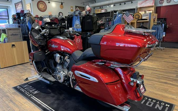 2026 Indian Pursuit Limited 112 w/PowerBand Audio Sunset Red