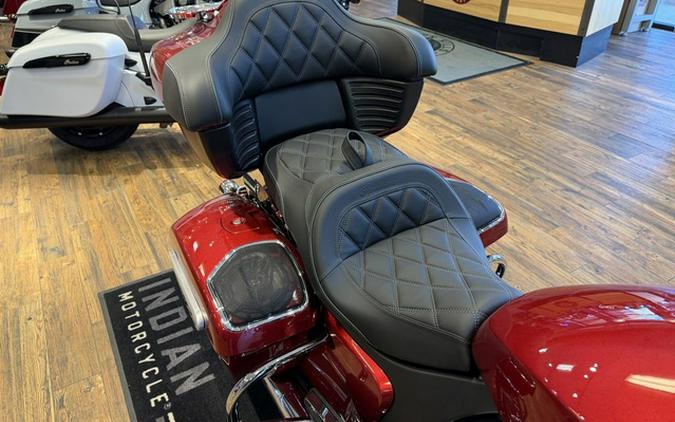 2026 Indian Pursuit Limited 112 w/PowerBand Audio Sunset Red