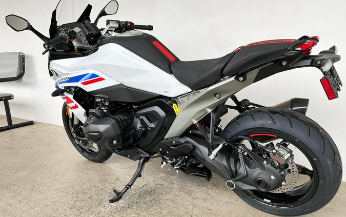 2026 BMW R1300RS