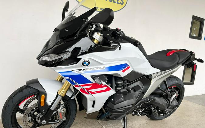 2026 BMW R1300RS