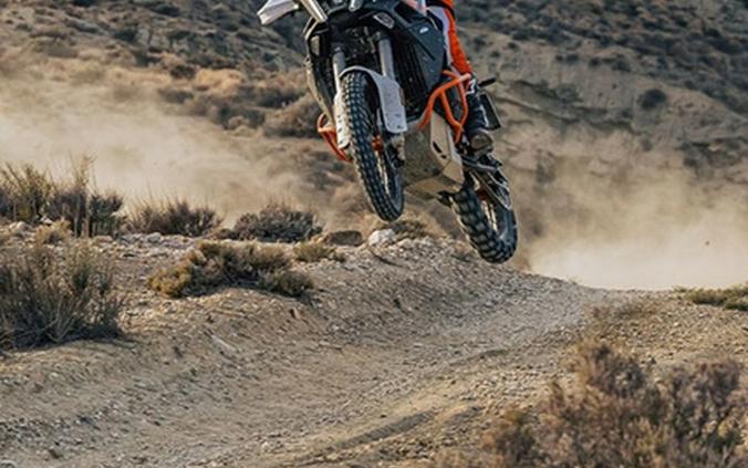 2026 KTM 1390 Super Adventure R