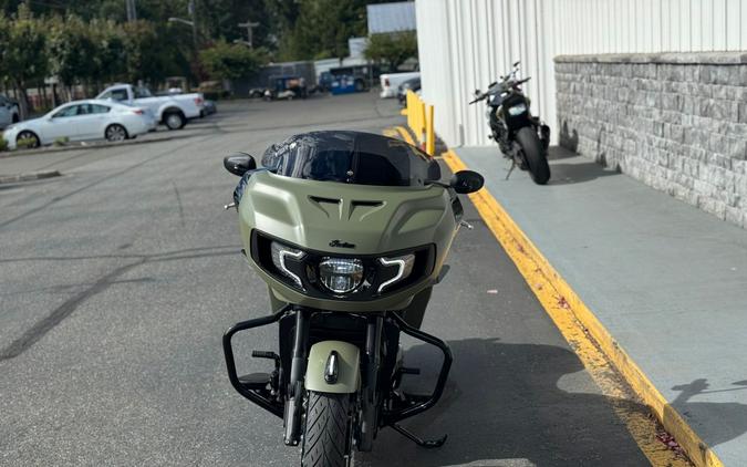 2025 Indian Motorcycle Challenger® Dark Horse® 112