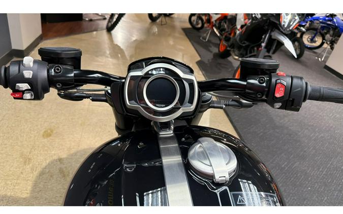 2025 Triumph Rocket 3 Storm R