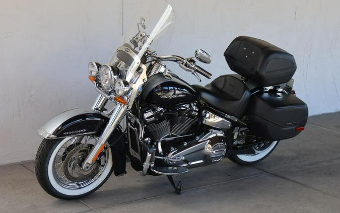 2019 Harley-Davidson® FLDE - Softail® Deluxe
