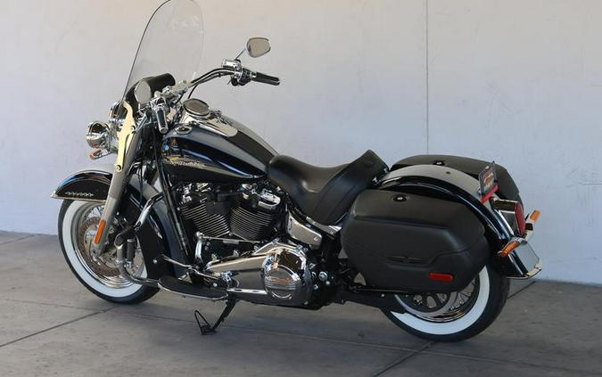 2019 Harley-Davidson® FLDE - Softail® Deluxe