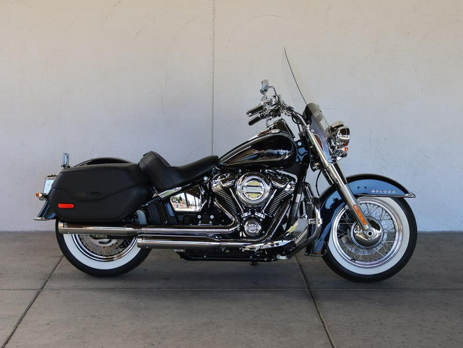 2019 Harley-Davidson® FLDE - Softail® Deluxe