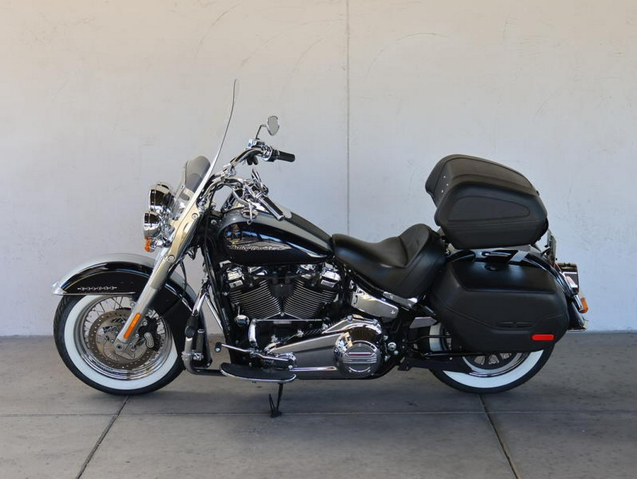 2019 Harley-Davidson® FLDE - Softail® Deluxe