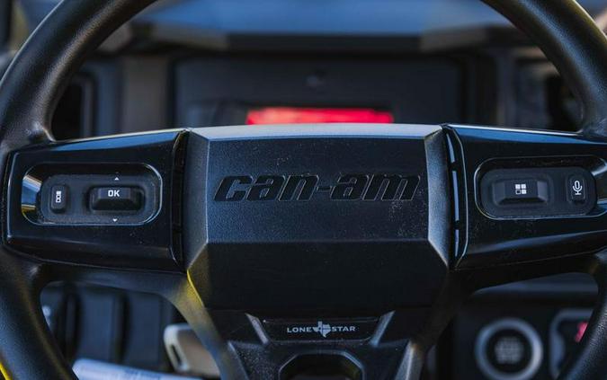 2026 Can-Am® Defender MAX LONE STAR HD11