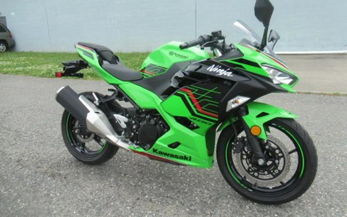 2023 Kawasaki Ninja 400 KRT Edition