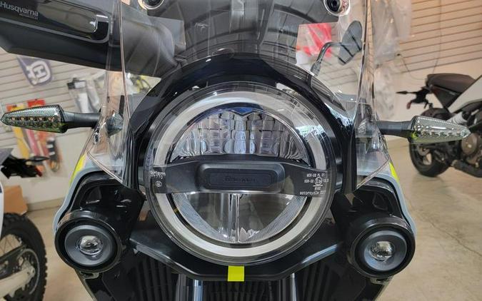 2025 Husqvarna® Norden 901