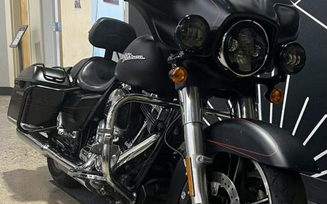 2014 Harley-Davidson® FLHX - Street Glide®