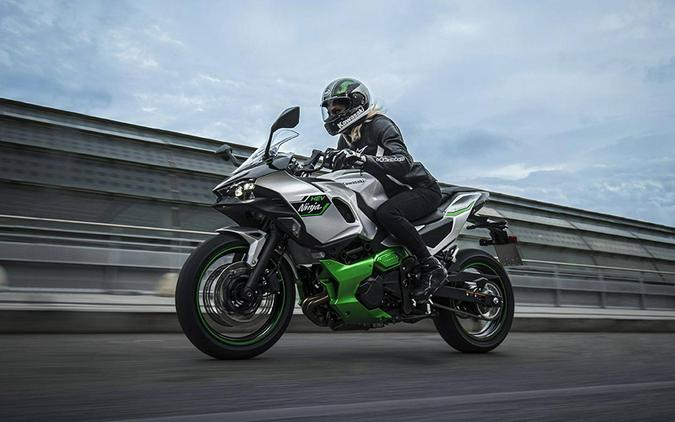 2024 Kawasaki Ninja® 7 Hybrid ABS