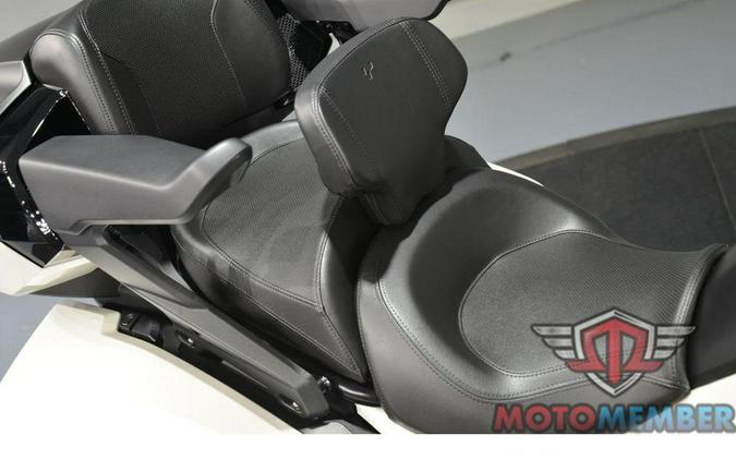 2026 Can-Am Spyder F3 Limited Platine