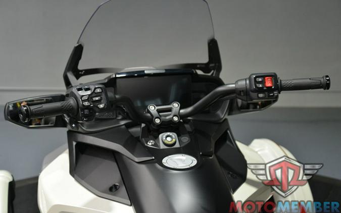 2026 Can-Am Spyder F3 Limited Platine
