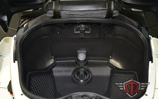 2026 Can-Am Spyder F3 Limited Platine