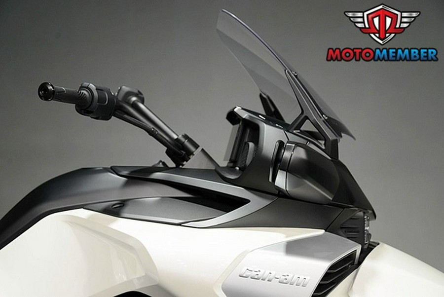 2026 Can-Am Spyder F3 Limited Platine