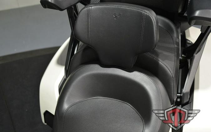 2026 Can-Am Spyder F3 Limited Platine