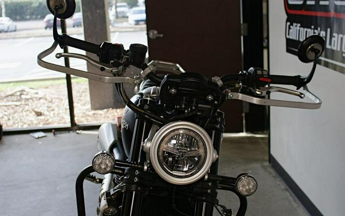 2020 Triumph Scrambler 1200 XC Jet Black/Matte Black