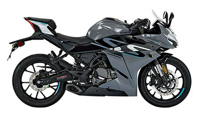 2023 CFMOTO 300SS