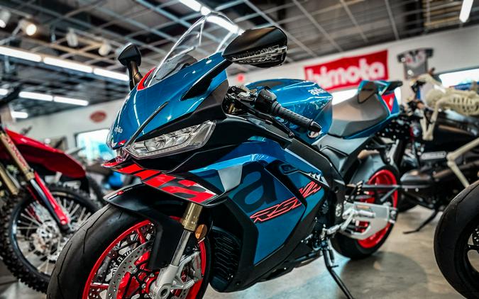 2027 APRILIA RSV4 1100