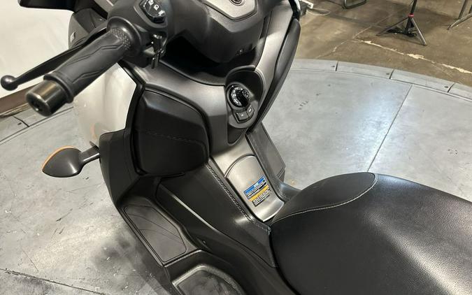 2018 Yamaha XMAX™ Base