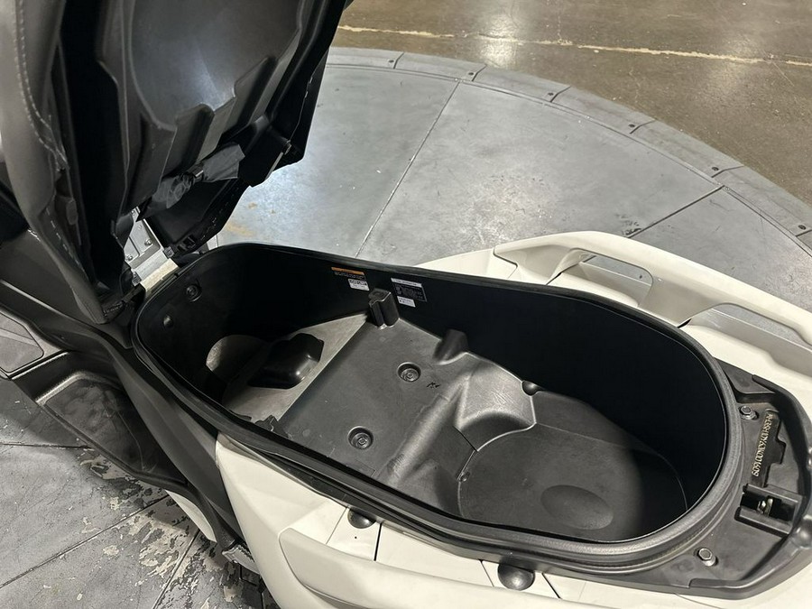 2018 Yamaha XMAX™ Base