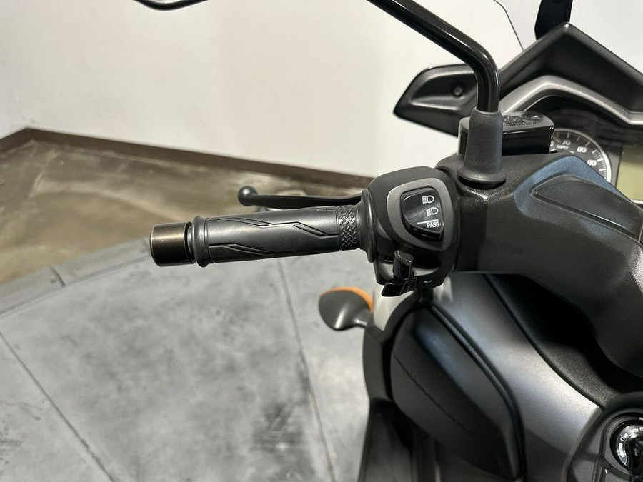 2018 Yamaha XMAX™ Base