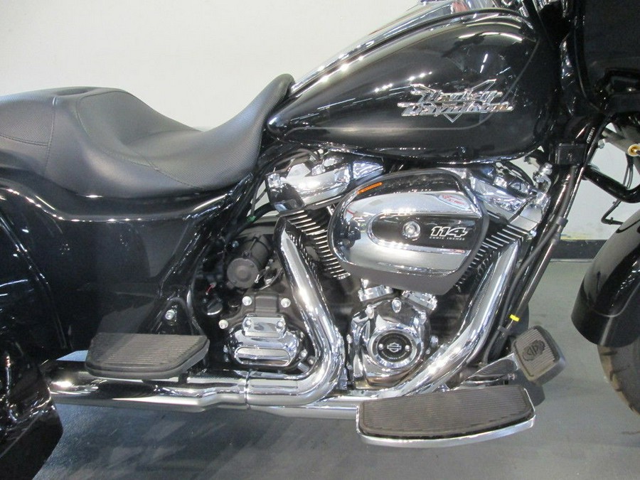 2024 Harley-Davidson® FLTRT - Road Glide® 3