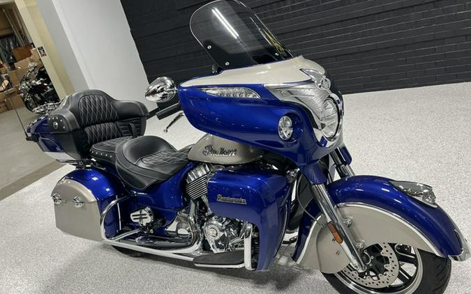 2024 Indian Roadmaster Spirit Blue Metallic/Silver Quartz Met