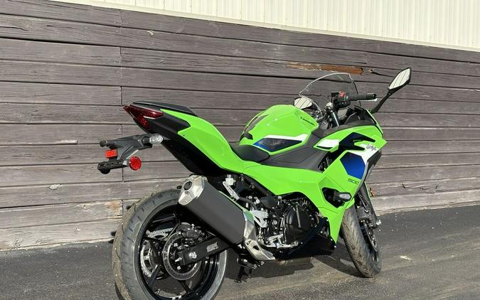 2026 Kawasaki Ninja® 500 SE ABS