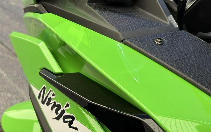 2026 Kawasaki Ninja® 500 SE ABS