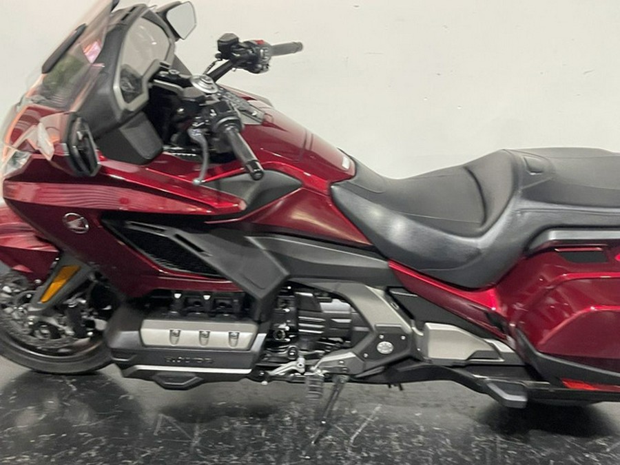 2018 Honda Gold Wing Candy Ardent Red