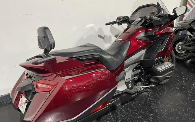 2018 Honda Gold Wing Candy Ardent Red