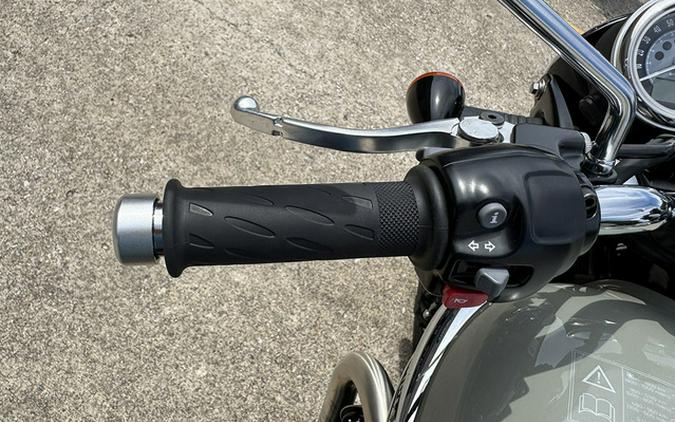 2026 Triumph Bonneville T100 Stone Grey