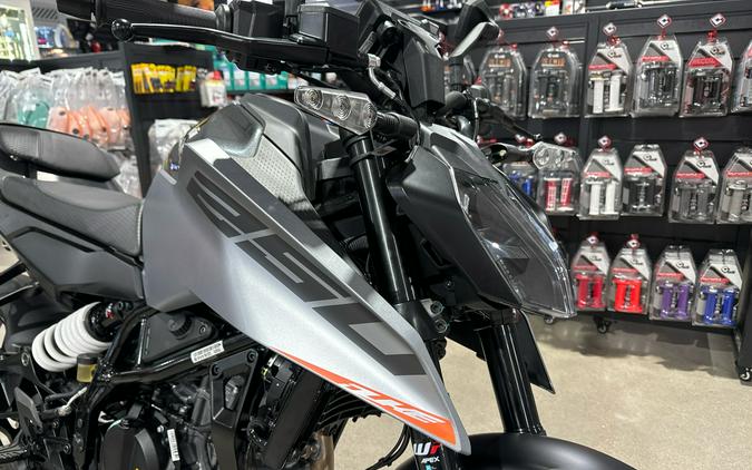 2026 KTM 250 Duke
