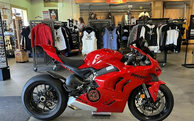 2023 Ducati Panigale V4 Red