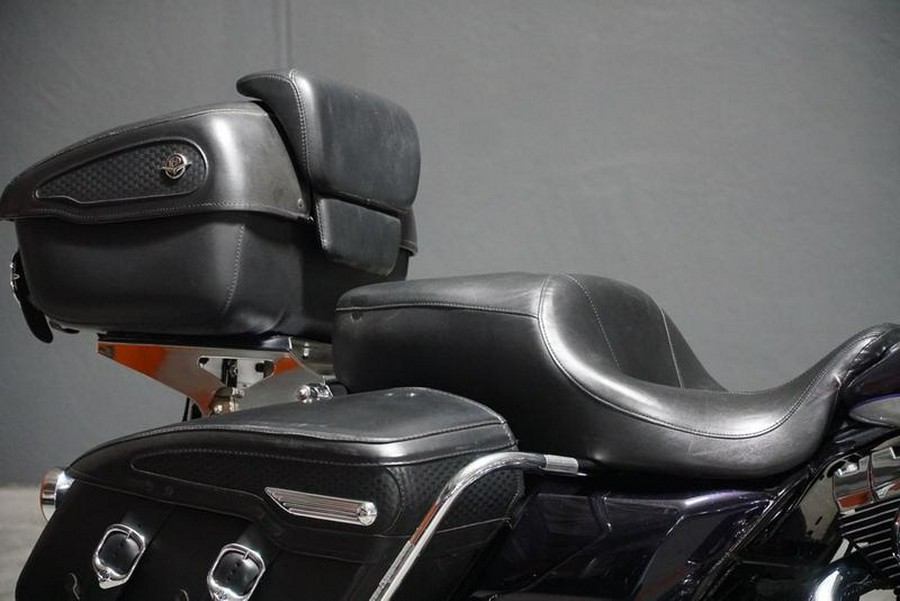 2009 Harley-Davidson® FLHRC - Road King® Classic