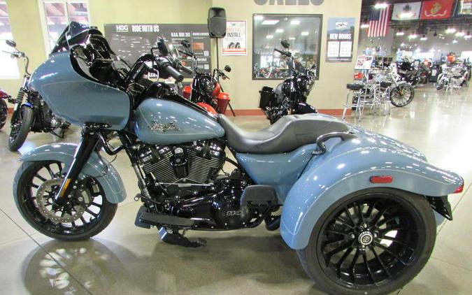 2024 Harley-Davidson® FLTRT - Road Glide® 3