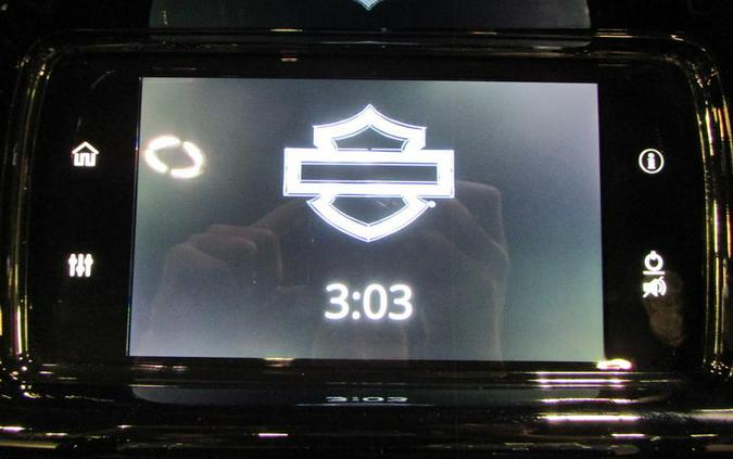 2024 Harley-Davidson® FLTRT - Road Glide® 3