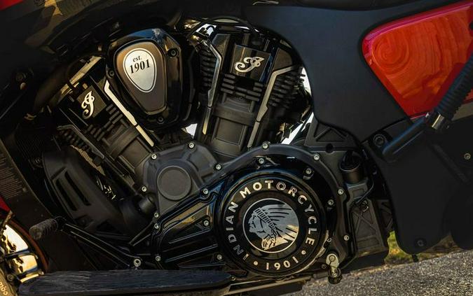 2022 Indian Motorcycle® Challenger® Dark Horse® Indy Red/Black Metallic