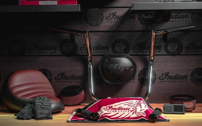 2022 Indian Motorcycle® Challenger® Dark Horse® Indy Red/Black Metallic