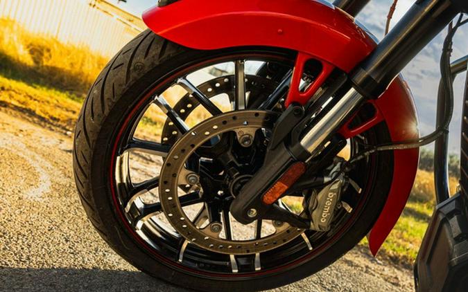 2022 Indian Challenger Dark Horse Indy RedBlack Metallic