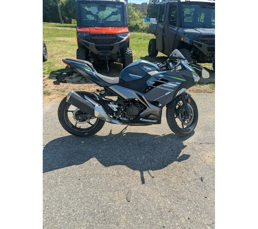 2022 Kawasaki Ninja® 400 ABS