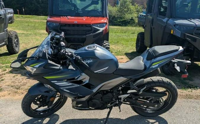 2022 Kawasaki Ninja® 400 ABS