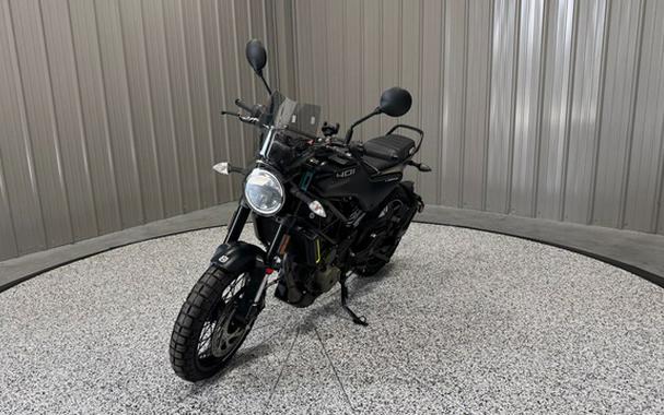 2023 Husqvarna Motorcycles SVARTPILEN 401